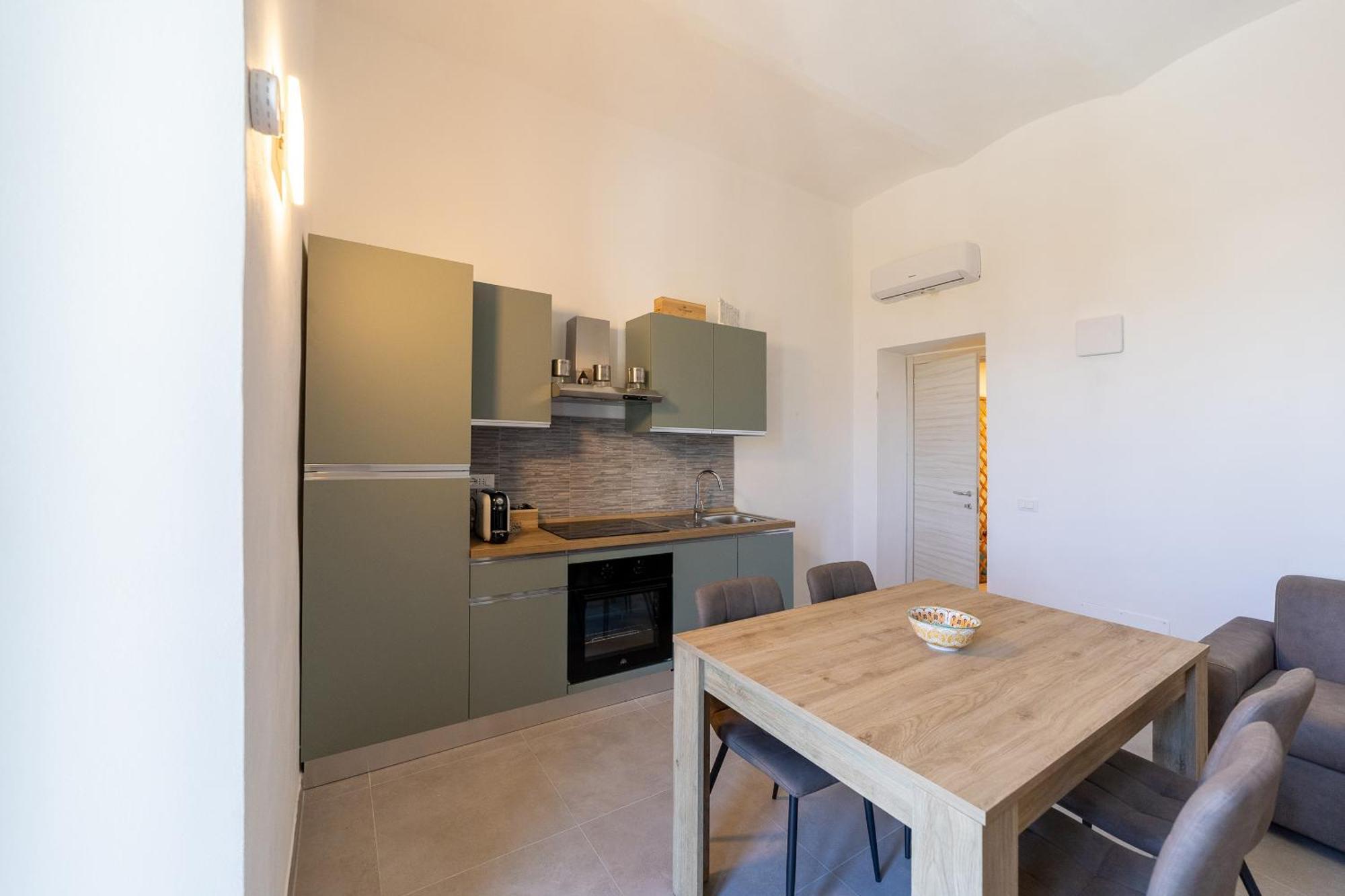 Porto 4 *